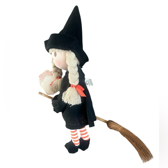 Vintage 1984 Piroette Doll by Applause Adorable Witch Doll with Braids and Broom - Picture 8 of 11